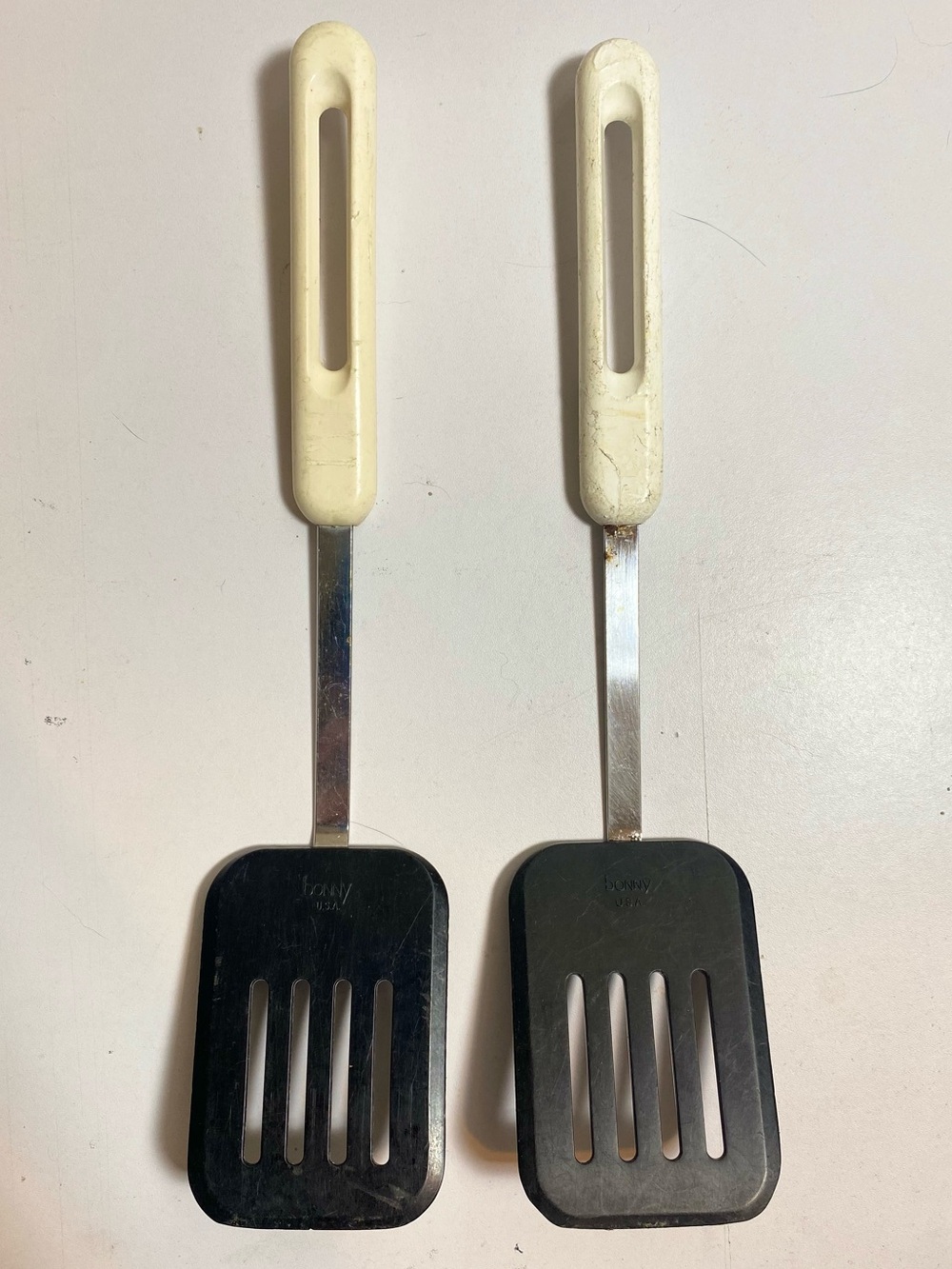 VTG Bonny USA Slotted Turner Spatulas Set of 2 Black Heads White Plastic Handles